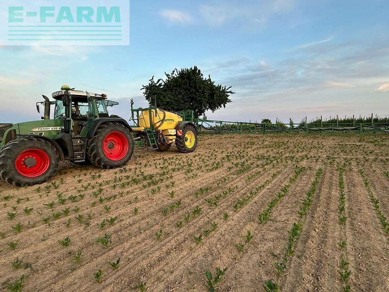 John Deere 740i - Pulverizador de arrastar: foto 4 John Deere 740i - Pulverizador de arrastar: foto 4