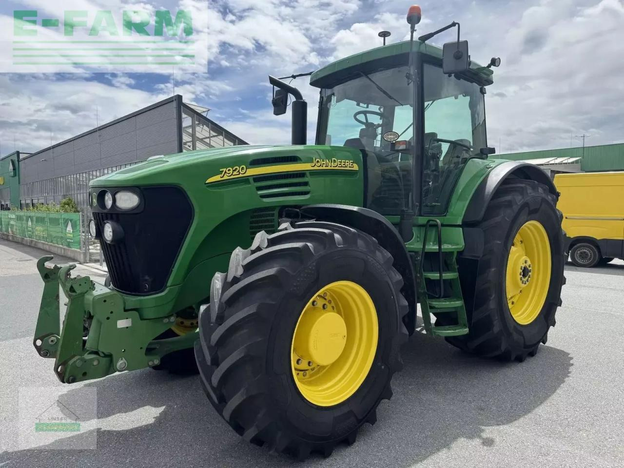 John Deere 7920 - Trator: foto 1 John Deere 7920 - Trator: foto 1