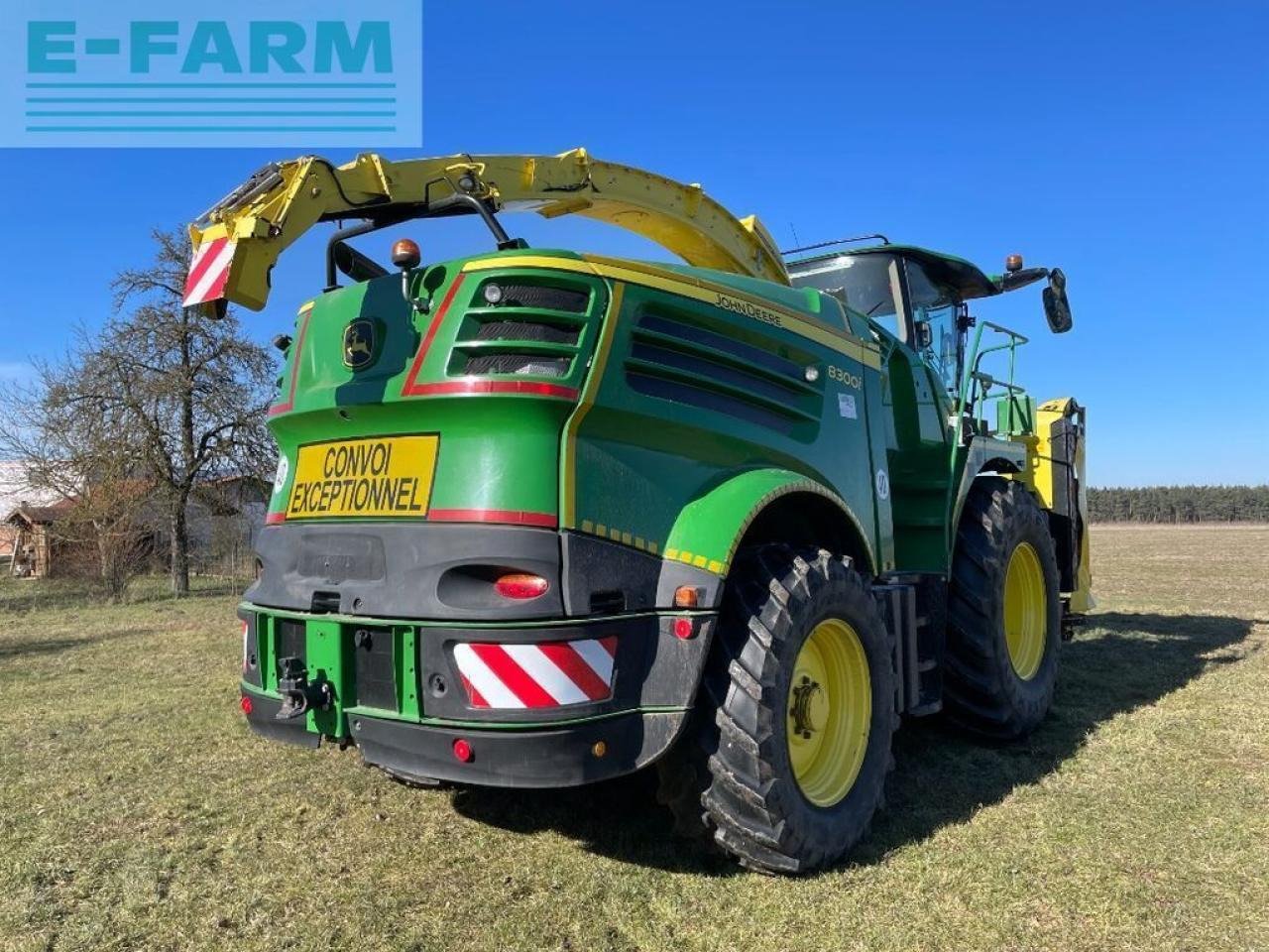 John Deere 8300 - Picadora de forragem automotriz: foto 5 John Deere 8300 - Picadora de forragem automotriz: foto 5
