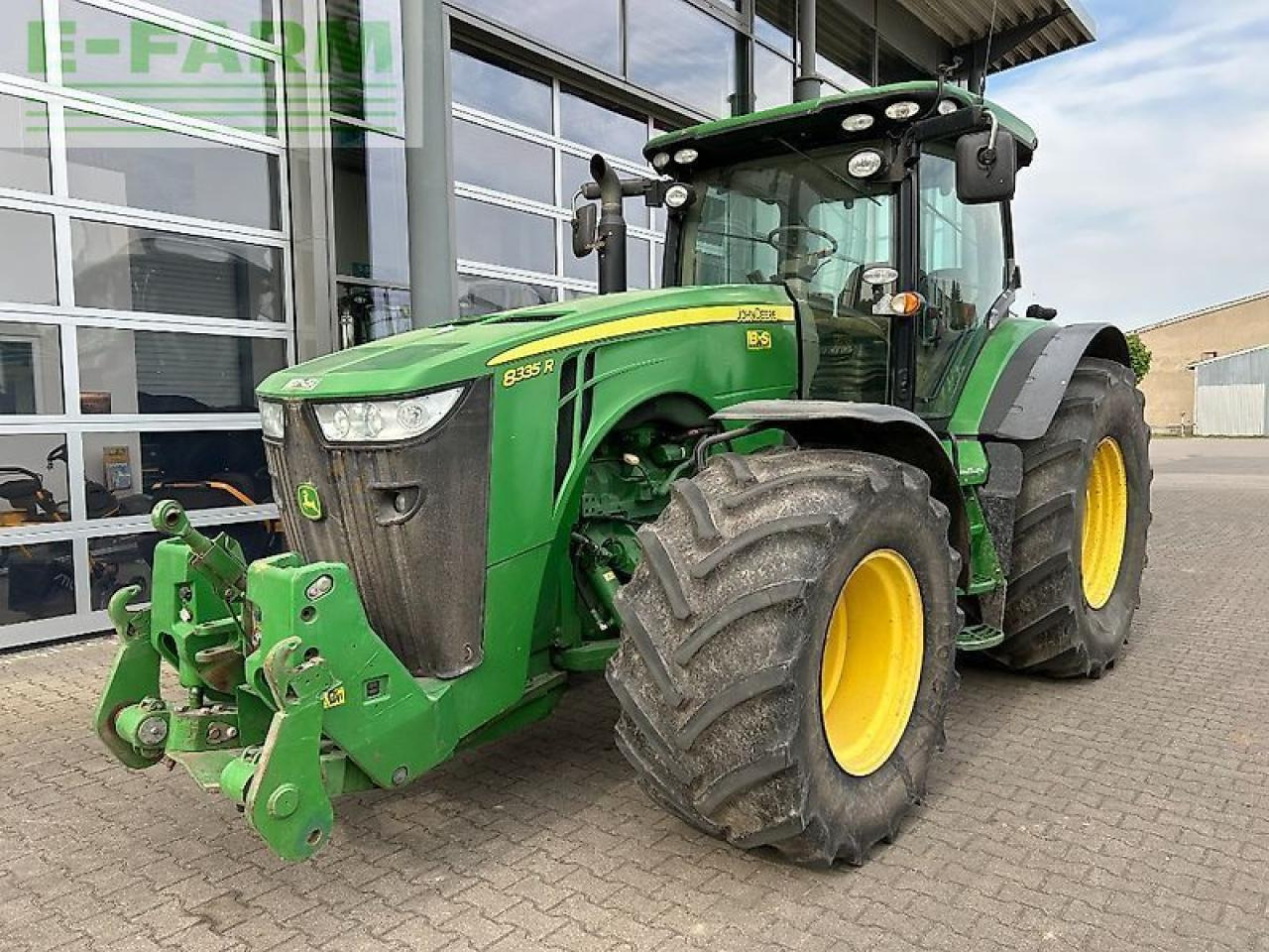 John Deere 8335r - Trator: foto 2 John Deere 8335r - Trator: foto 2