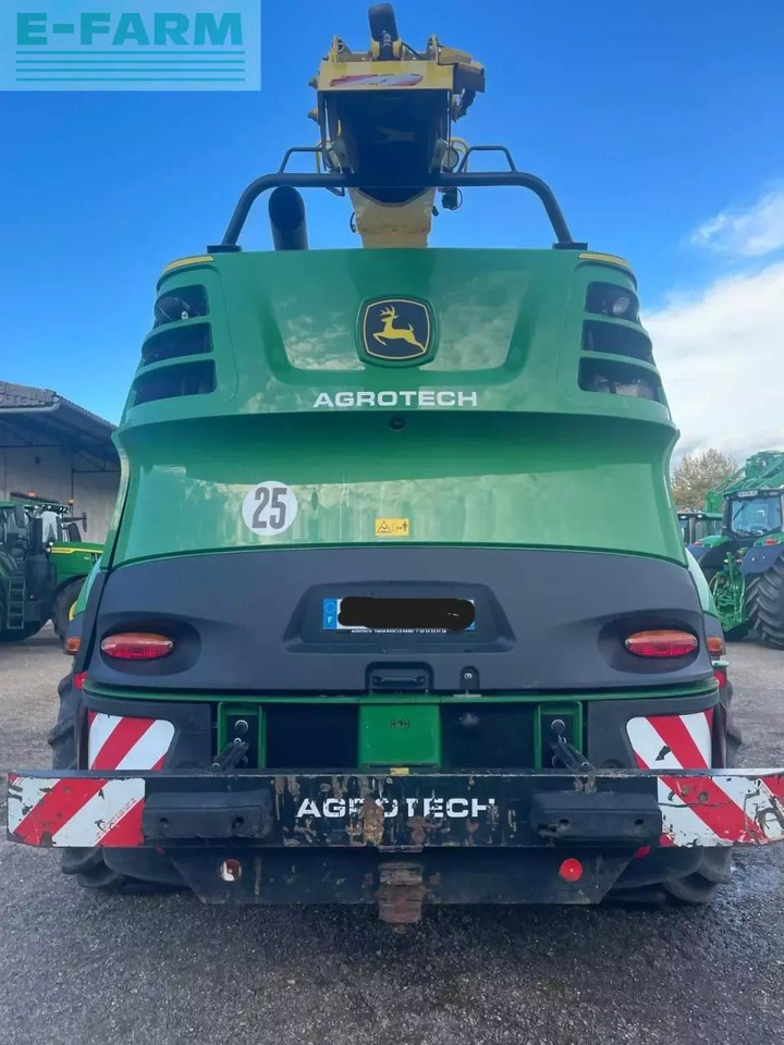 John Deere 8400 - Picadora de forragem automotriz: foto 5 John Deere 8400 - Picadora de forragem automotriz: foto 5