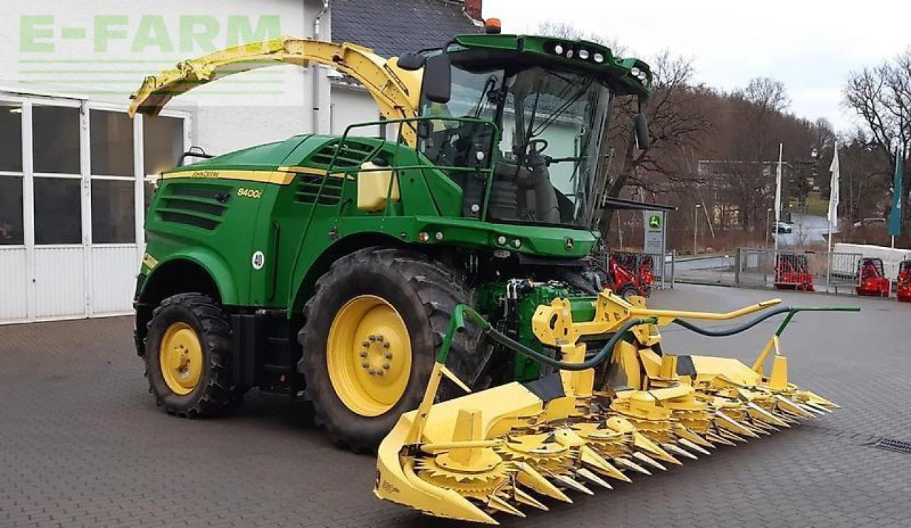 John Deere 8400i - Picadora de forragem automotriz: foto 1 John Deere 8400i - Picadora de forragem automotriz: foto 1