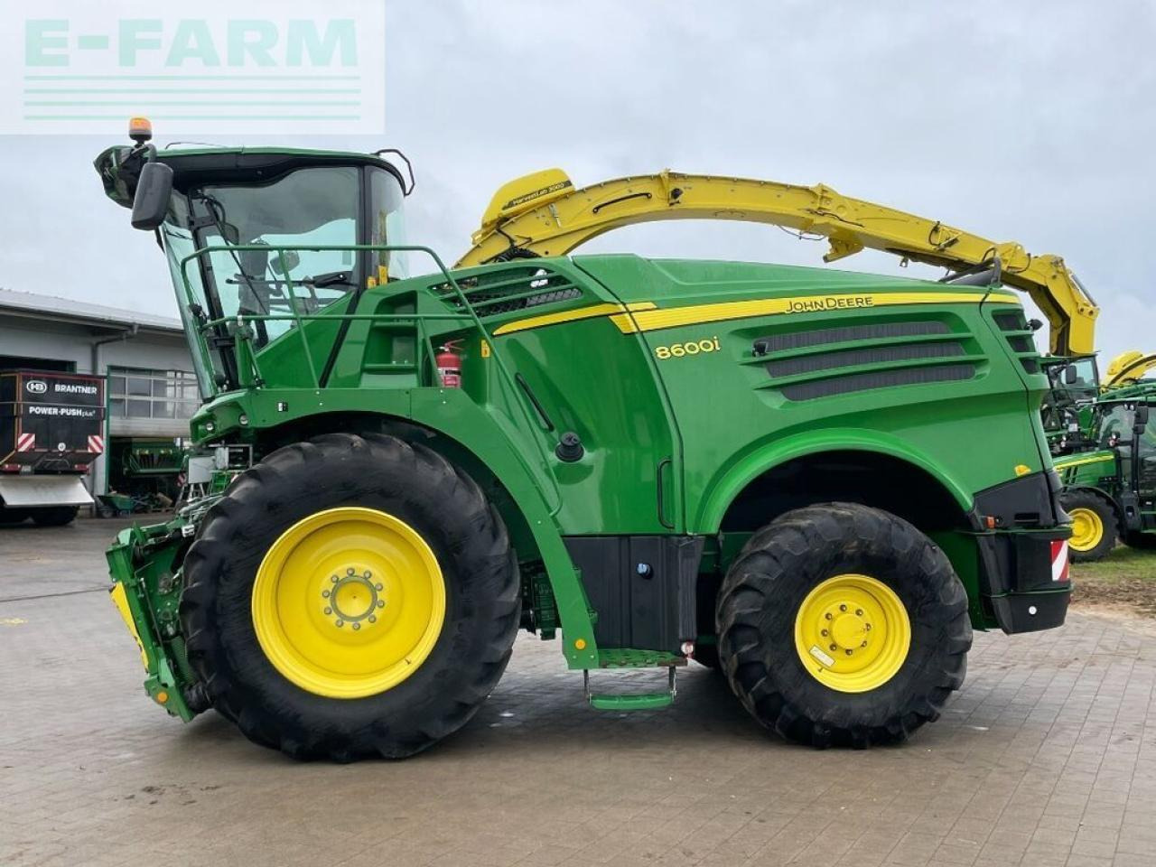 John Deere 8600 - Picadora de forragem automotriz: foto 2 John Deere 8600 - Picadora de forragem automotriz: foto 2