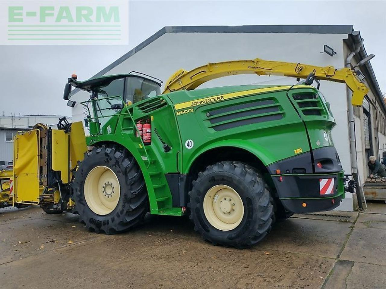 John Deere 8600 - Picadora de forragem automotriz: foto 2 John Deere 8600 - Picadora de forragem automotriz: foto 2