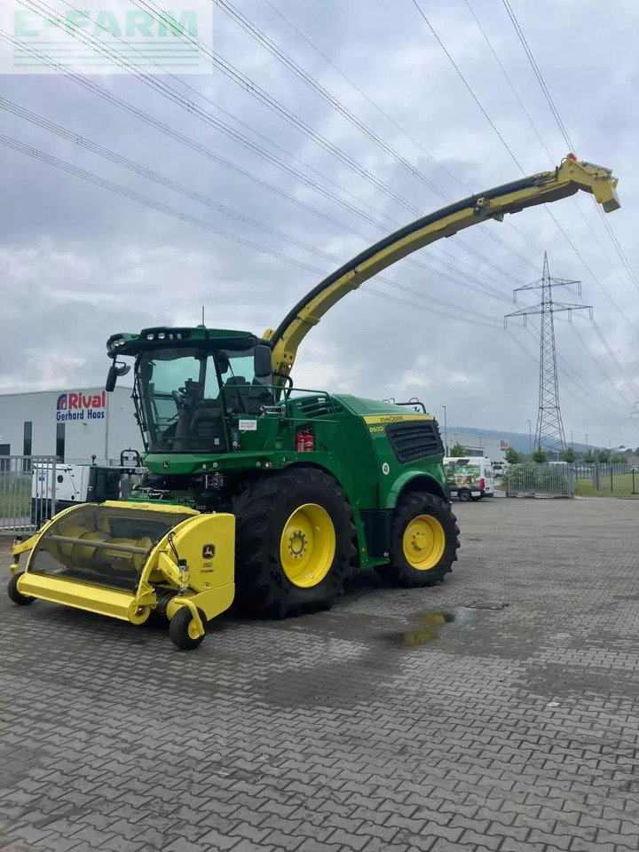 John Deere 8600i - Picadora de forragem automotriz: foto 2 John Deere 8600i - Picadora de forragem automotriz: foto 2