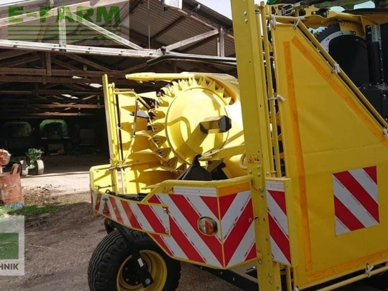 Picadora de forragem automotriz John Deere 8600i: foto 16