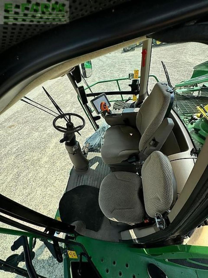 John Deere 8700 - Picadora de forragem automotriz: foto 3 John Deere 8700 - Picadora de forragem automotriz: foto 3