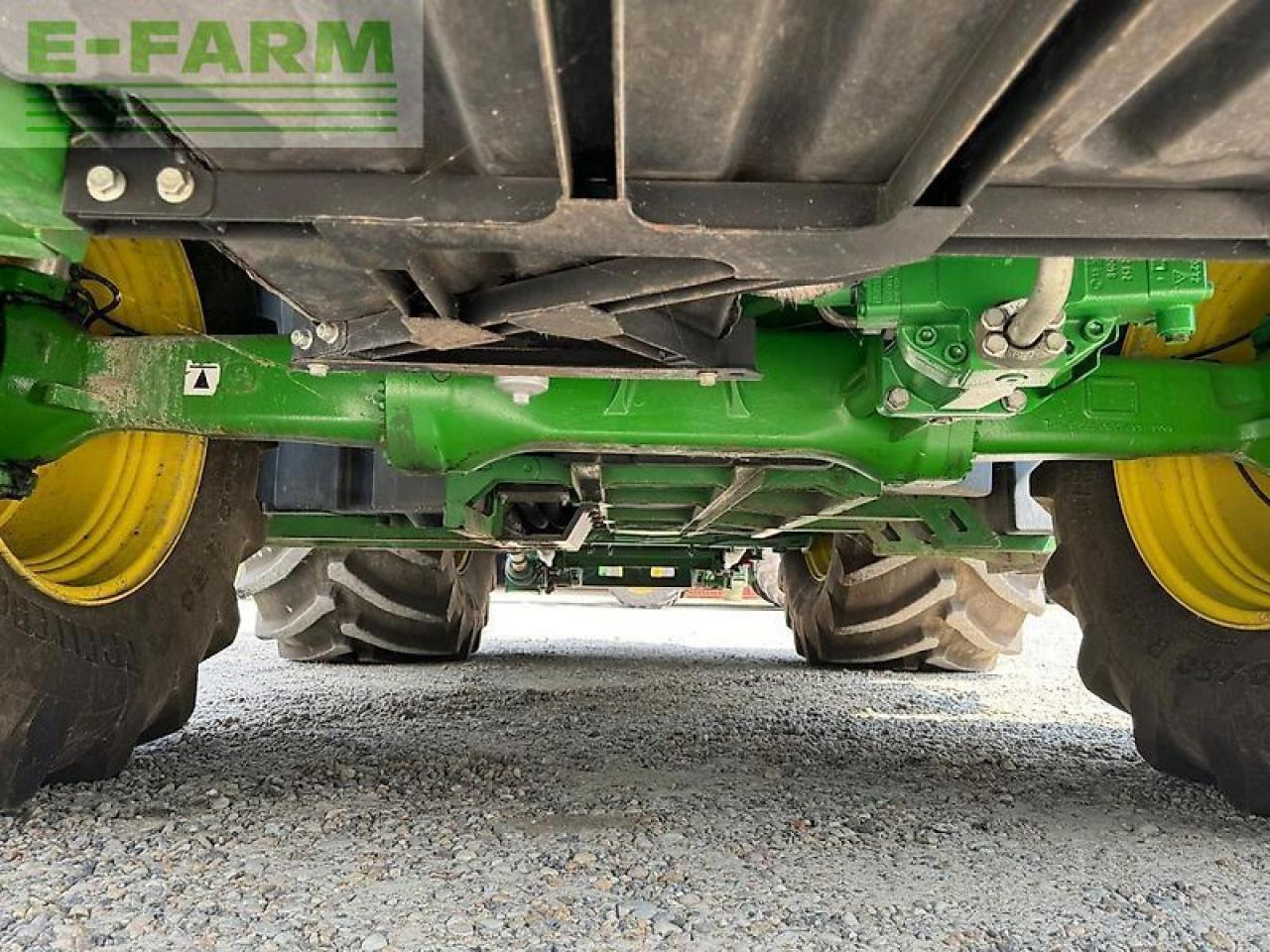 John Deere 8700 - Picadora de forragem automotriz: foto 4 John Deere 8700 - Picadora de forragem automotriz: foto 4