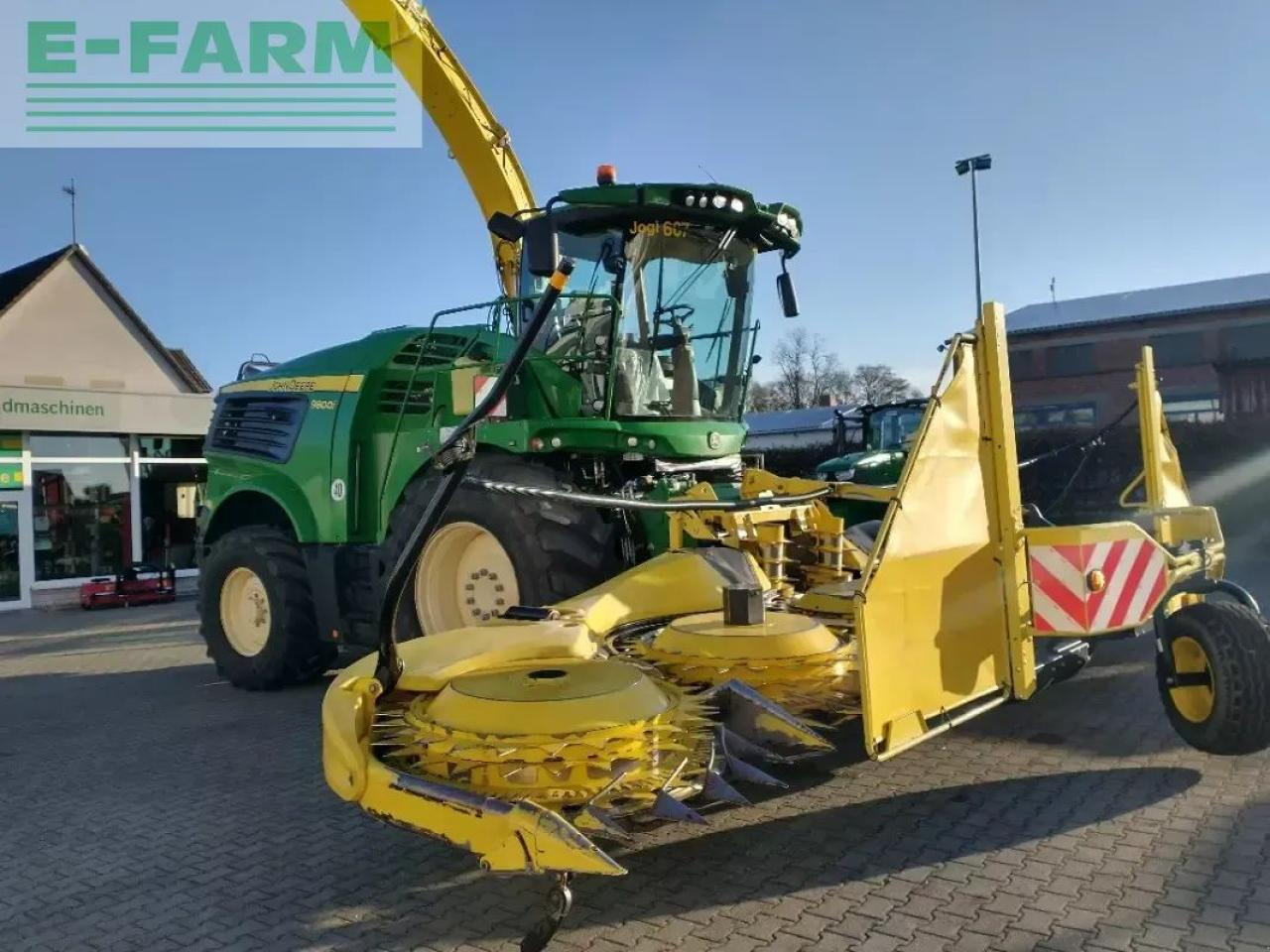 John Deere 9800 - Picadora de forragem automotriz: foto 1 John Deere 9800 - Picadora de forragem automotriz: foto 1