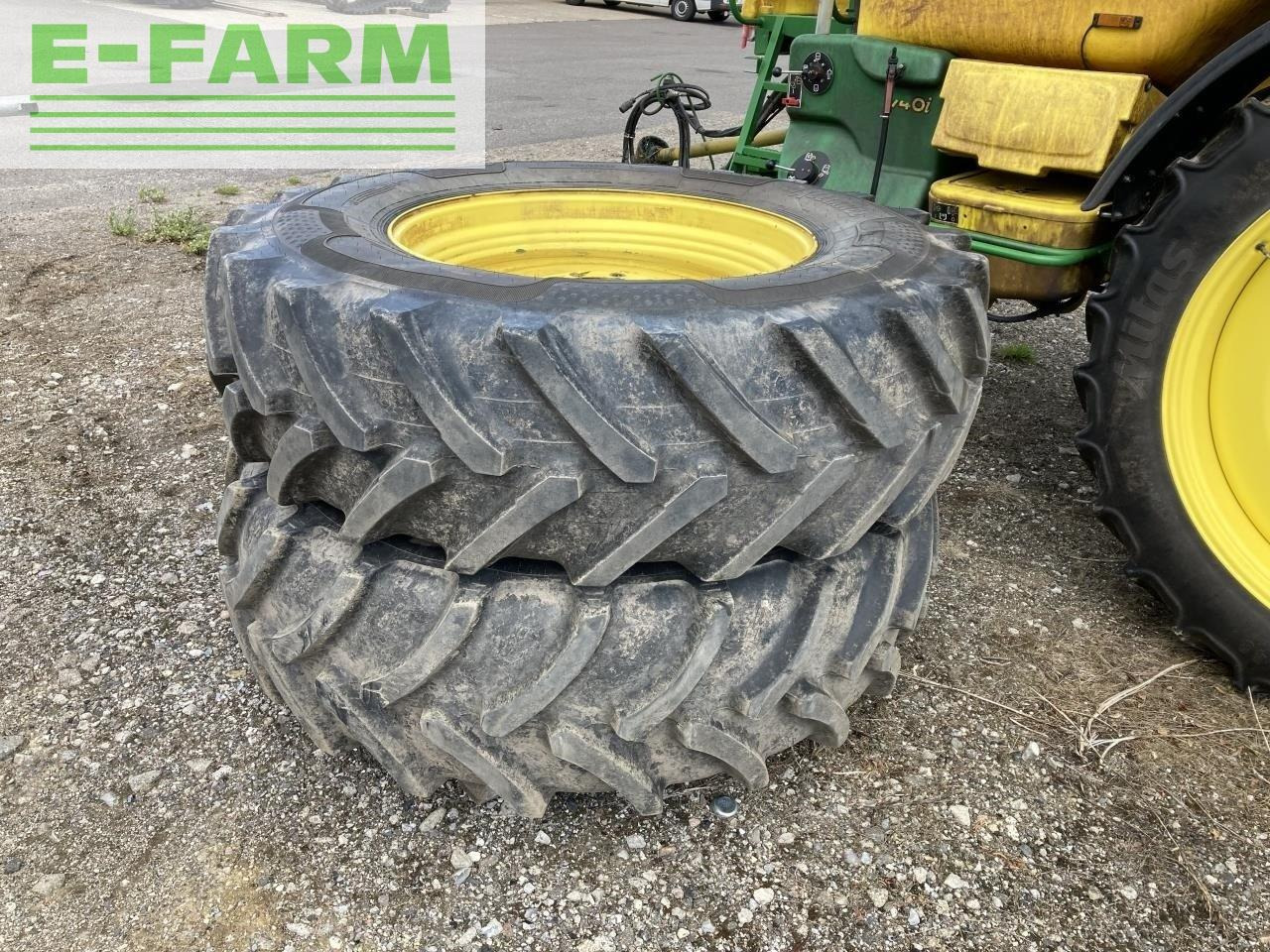 John Deere m740i - Pulverizador de arrastar: foto 4 John Deere m740i - Pulverizador de arrastar: foto 4