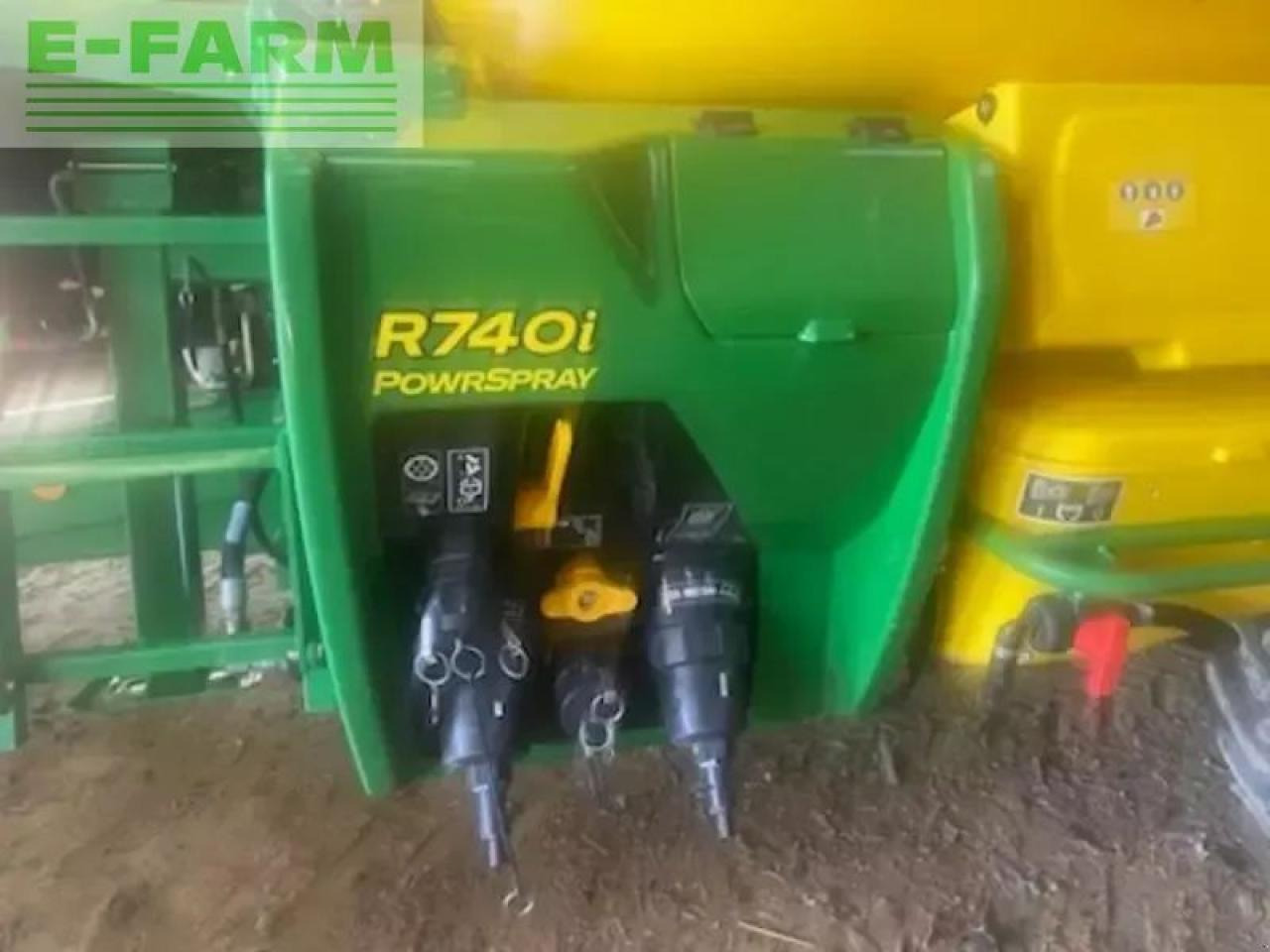 John Deere r740i - Pulverizador de arrastar: foto 5 John Deere r740i - Pulverizador de arrastar: foto 5