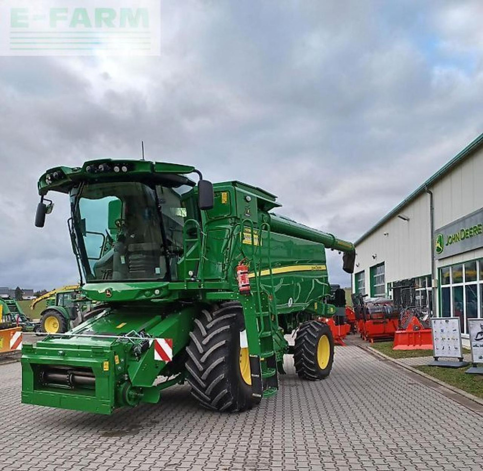 John Deere t550 hm - Ceifeira debulhadora: foto 1 John Deere t550 hm - Ceifeira debulhadora: foto 1