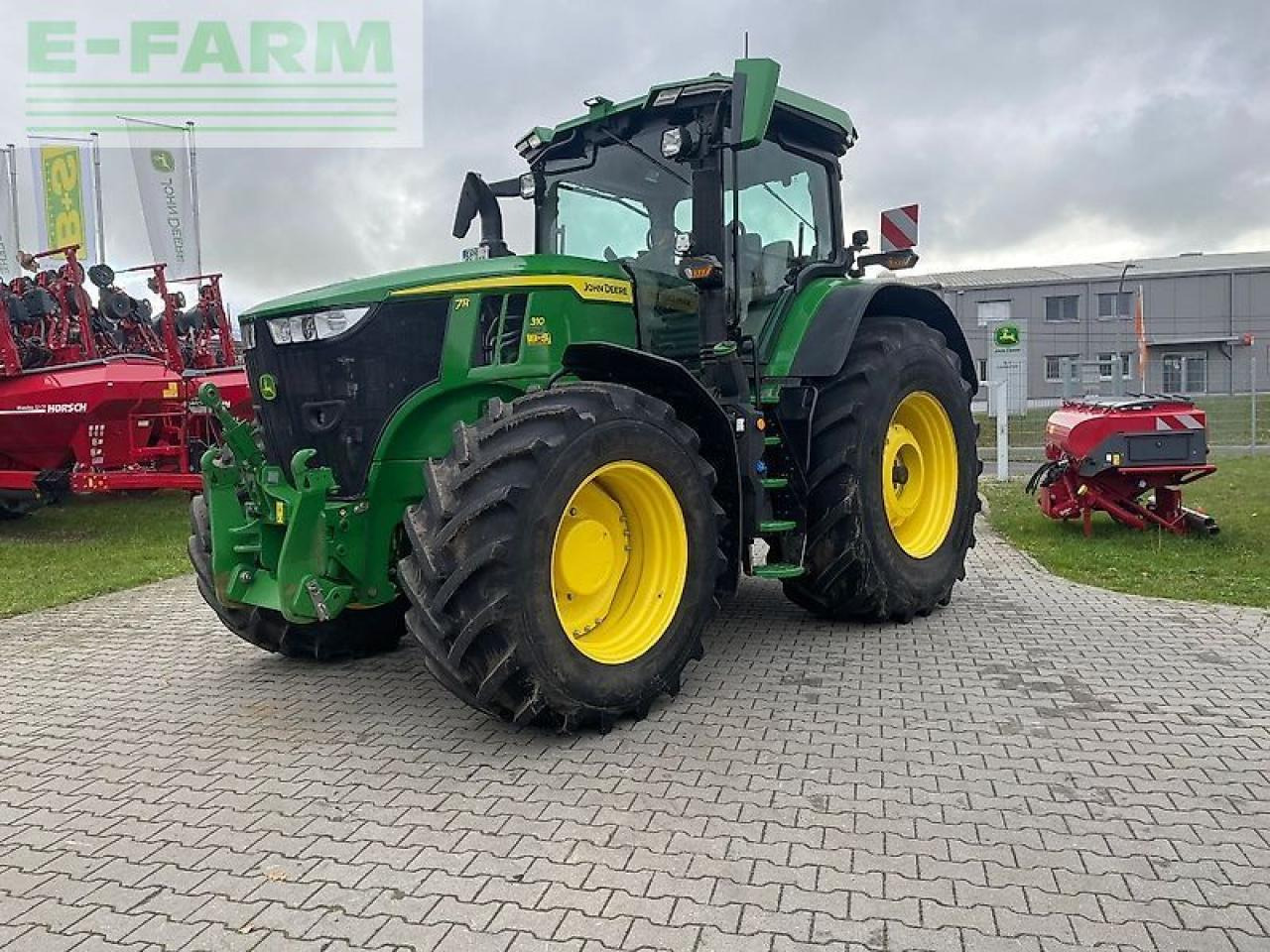 John Deere traktor 7r310 - Trator: foto 1 John Deere traktor 7r310 - Trator: foto 1