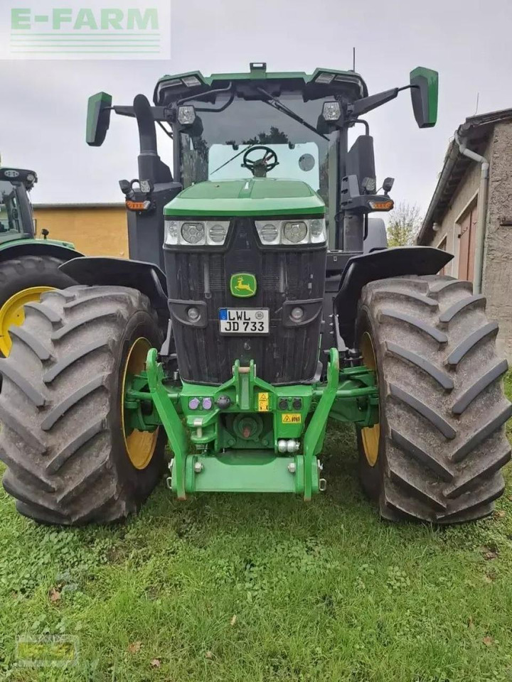 John Deere traktor 7r330 - Trator: foto 2 John Deere traktor 7r330 - Trator: foto 2