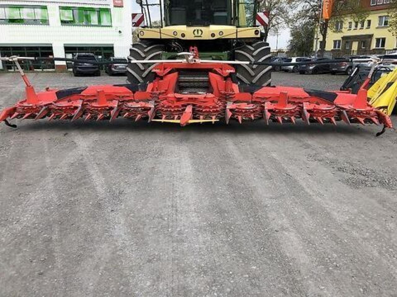 Kemper 375+ für krone bigx, my2020, eine saison gelaufe - Plataforma para colher milho: foto 1 Kemper 375+ für krone bigx, my2020, eine saison gelaufe - Plataforma para colher milho: foto 1