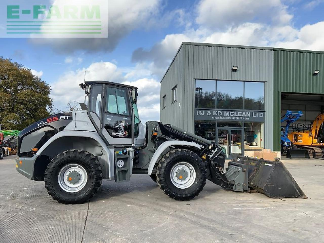 Kramer kl55.8t black wheeled telehandler (st24946) - Carregadeira de rodas: foto 2 Kramer kl55.8t black wheeled telehandler (st24946) - Carregadeira de rodas: foto 2