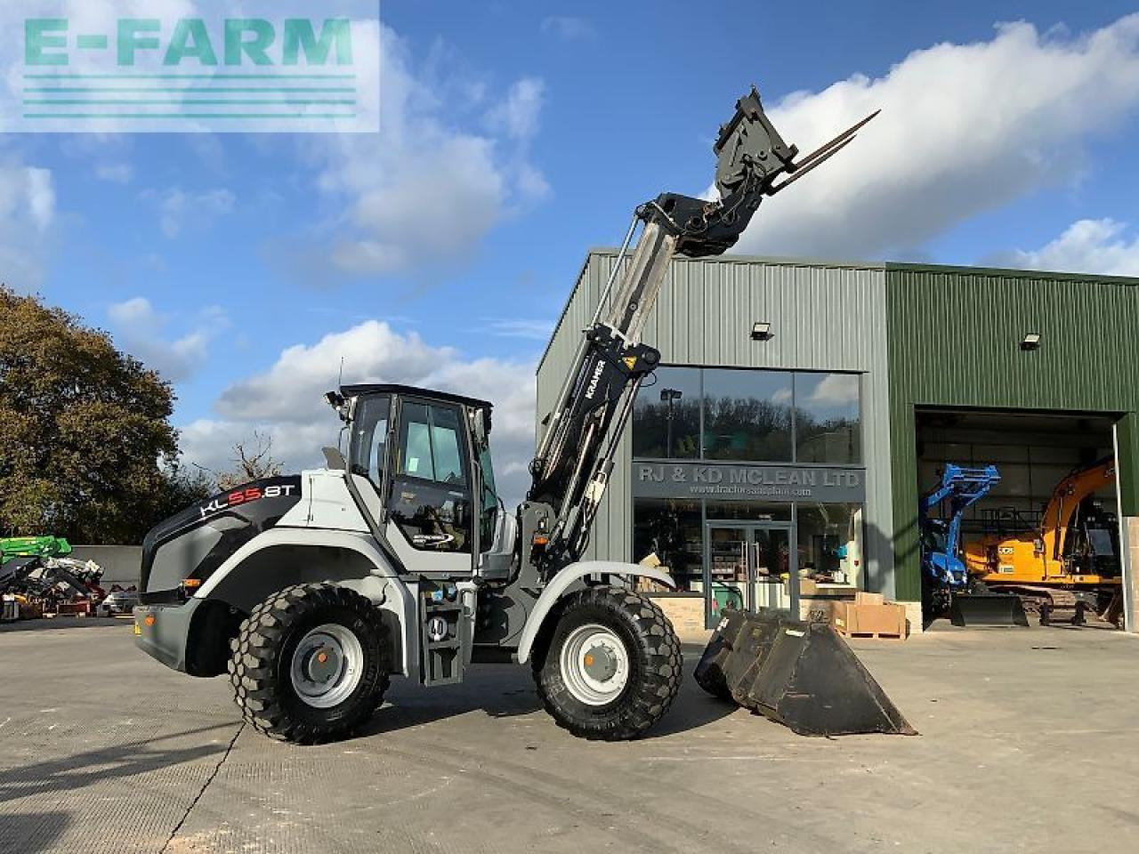 Kramer kl55.8t black wheeled telehandler (st24946) - Carregadeira de rodas: foto 1 Kramer kl55.8t black wheeled telehandler (st24946) - Carregadeira de rodas: foto 1