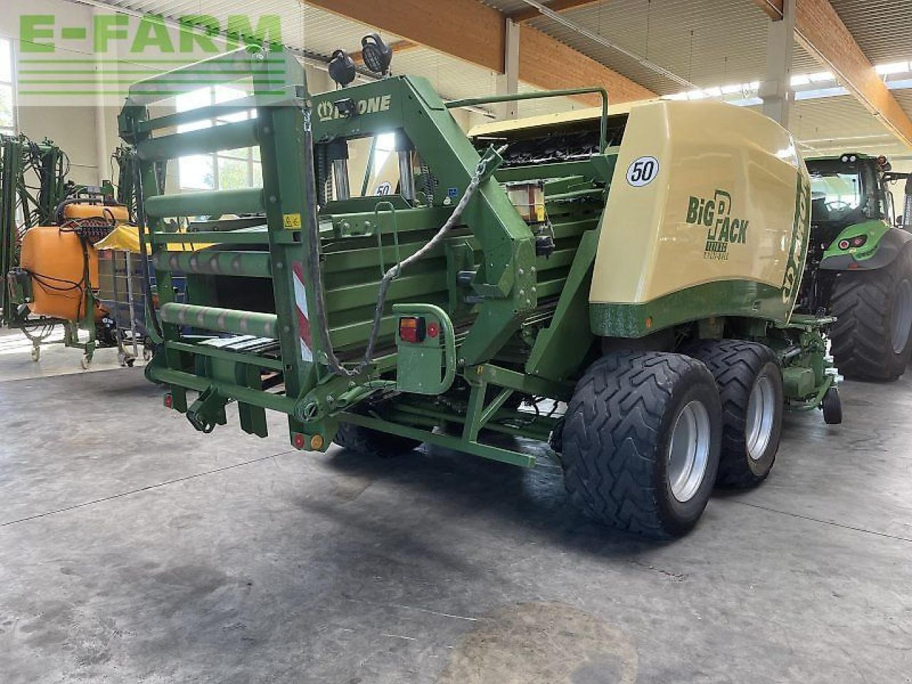 Krone big pack 1270 xc mit pre chop hächsler - Enfardadeira de fardos quadrados: foto 4 Krone big pack 1270 xc mit pre chop hächsler - Enfardadeira de fardos quadrados: foto 4