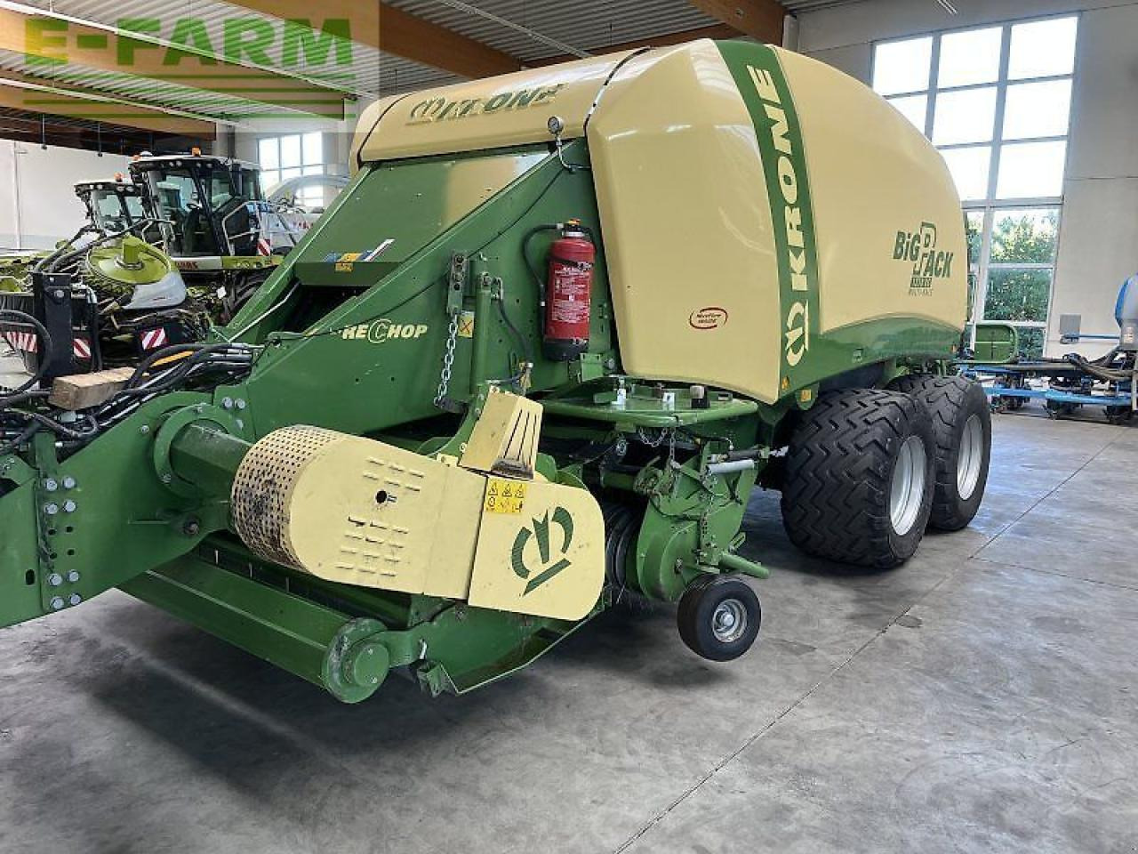Krone big pack 1270 xc mit pre chop hächsler - Enfardadeira de fardos quadrados: foto 1 Krone big pack 1270 xc mit pre chop hächsler - Enfardadeira de fardos quadrados: foto 1