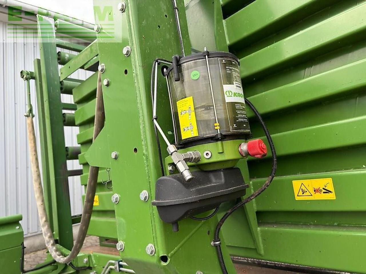 Krone big pack 4x4 - Enfardadeira de fardos quadrados: foto 4 Krone big pack 4x4 - Enfardadeira de fardos quadrados: foto 4