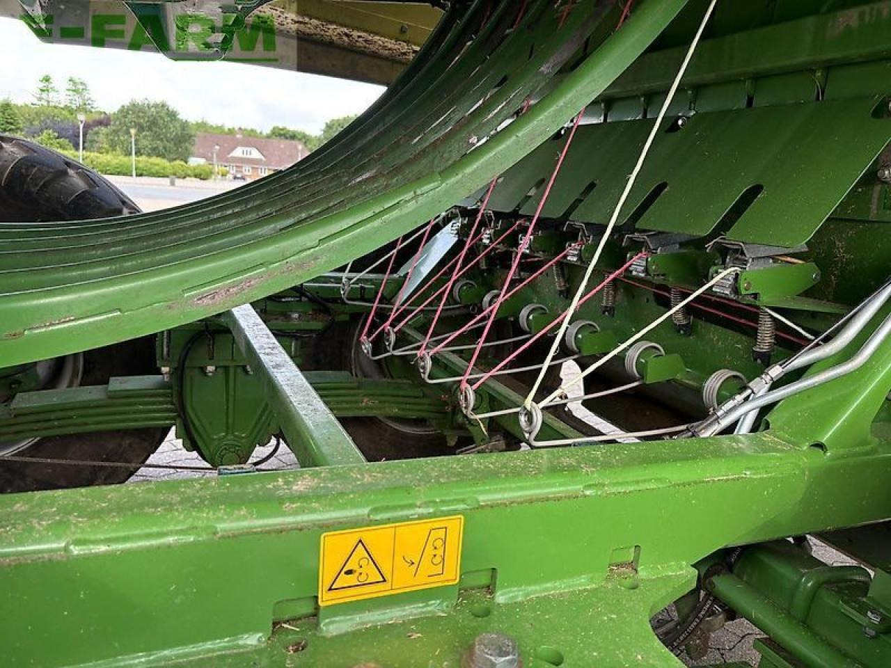 Krone big pack 4x4 - Enfardadeira de fardos quadrados: foto 5 Krone big pack 4x4 - Enfardadeira de fardos quadrados: foto 5