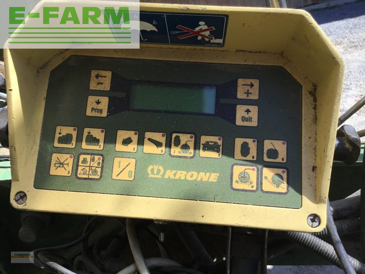 Krone combi pack 1500 mc - Enfardadeira de fardos quadrados: foto 2 Krone combi pack 1500 mc - Enfardadeira de fardos quadrados: foto 2