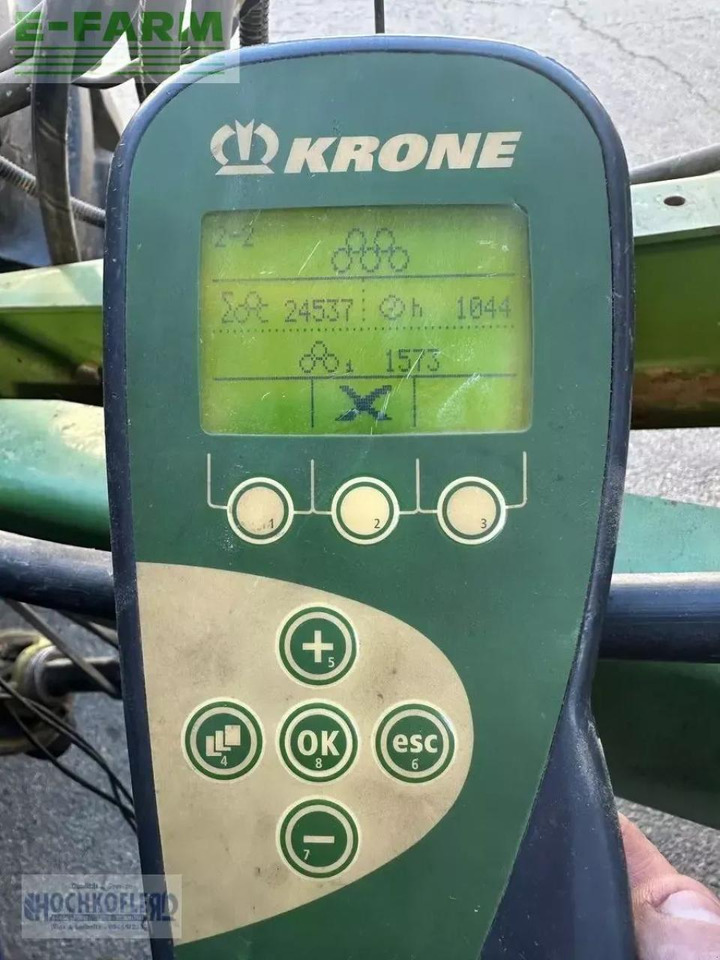 Krone comprima v 150 xc - Enfardadeira de fardos quadrados: foto 5 Krone comprima v 150 xc - Enfardadeira de fardos quadrados: foto 5