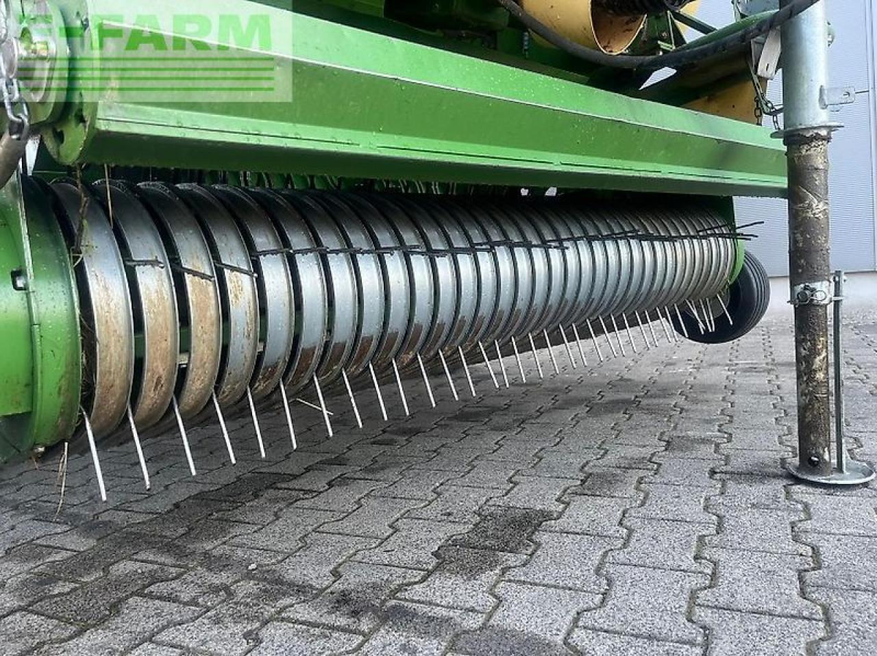 Krone fortima v 1500 mc - Enfardadeira de fardos quadrados: foto 5 Krone fortima v 1500 mc - Enfardadeira de fardos quadrados: foto 5