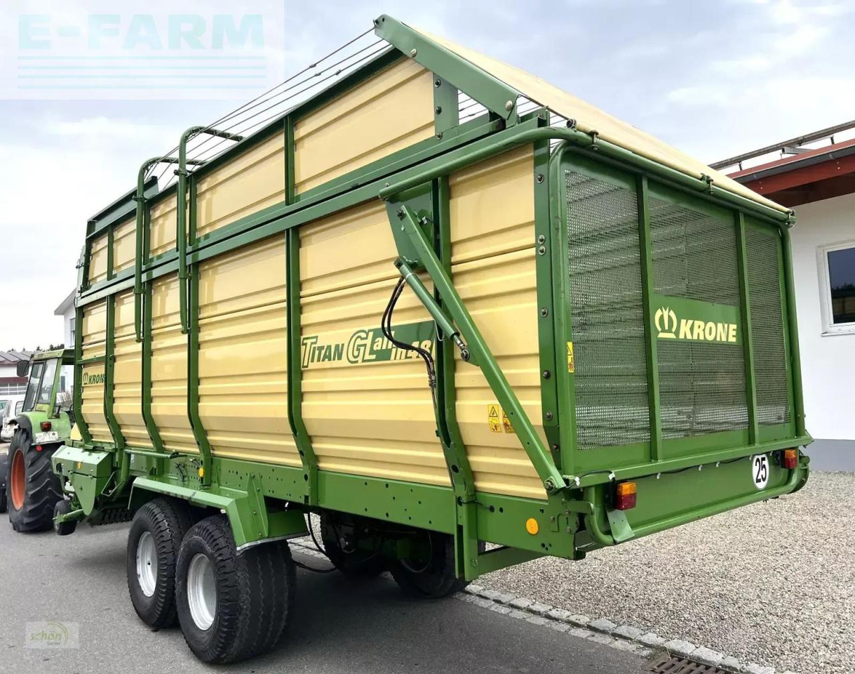 Krone titan 6/48 gl all in - ein großer schwingen-ladewagen mit druckluftbremse - Autocarregadora: foto 4 Krone titan 6/48 gl all in - ein großer schwingen-ladewagen mit druckluftbremse - Autocarregadora: foto 4