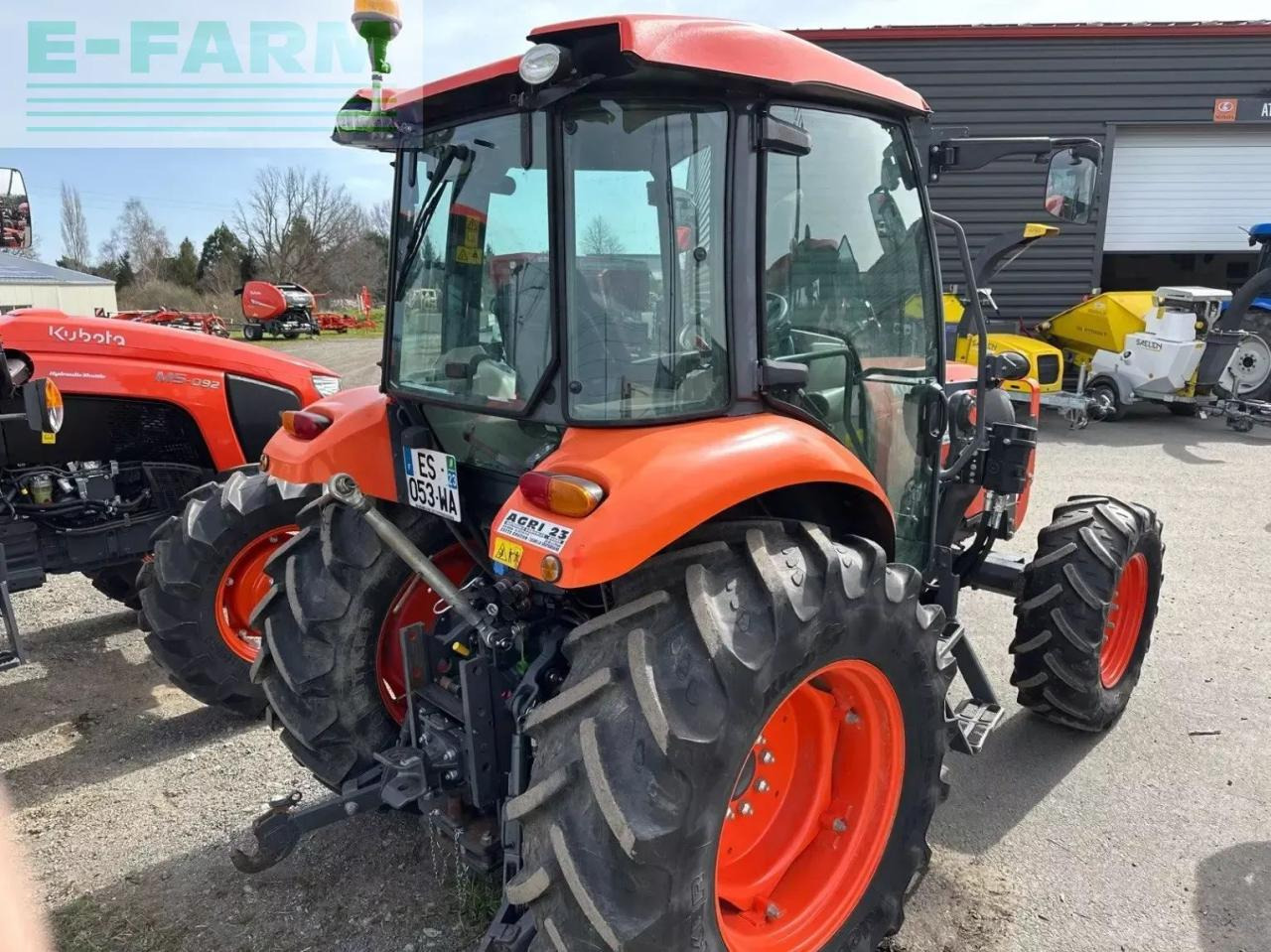 Kubota tracteur agricole m6060dthq kubota - Trator: foto 2 Kubota tracteur agricole m6060dthq kubota - Trator: foto 2
