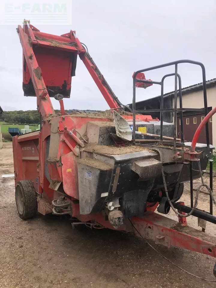 Kuhn altor 6070 - Equipamento para silagem: foto 2 Kuhn altor 6070 - Equipamento para silagem: foto 2