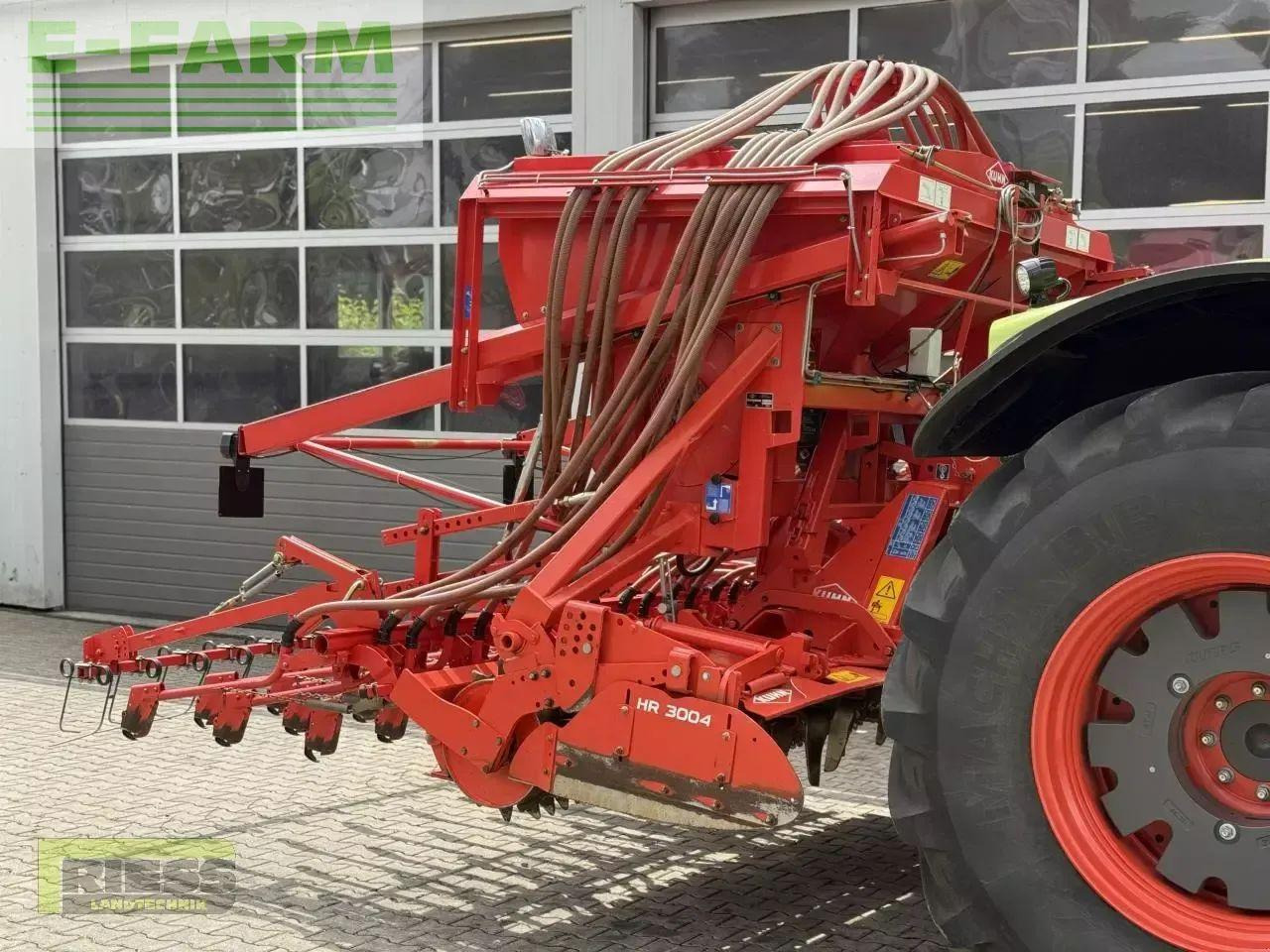 Kuhn hr 3004 d + venta al 302 24 - Semeadora combinada: foto 2 Kuhn hr 3004 d + venta al 302 24 - Semeadora combinada: foto 2