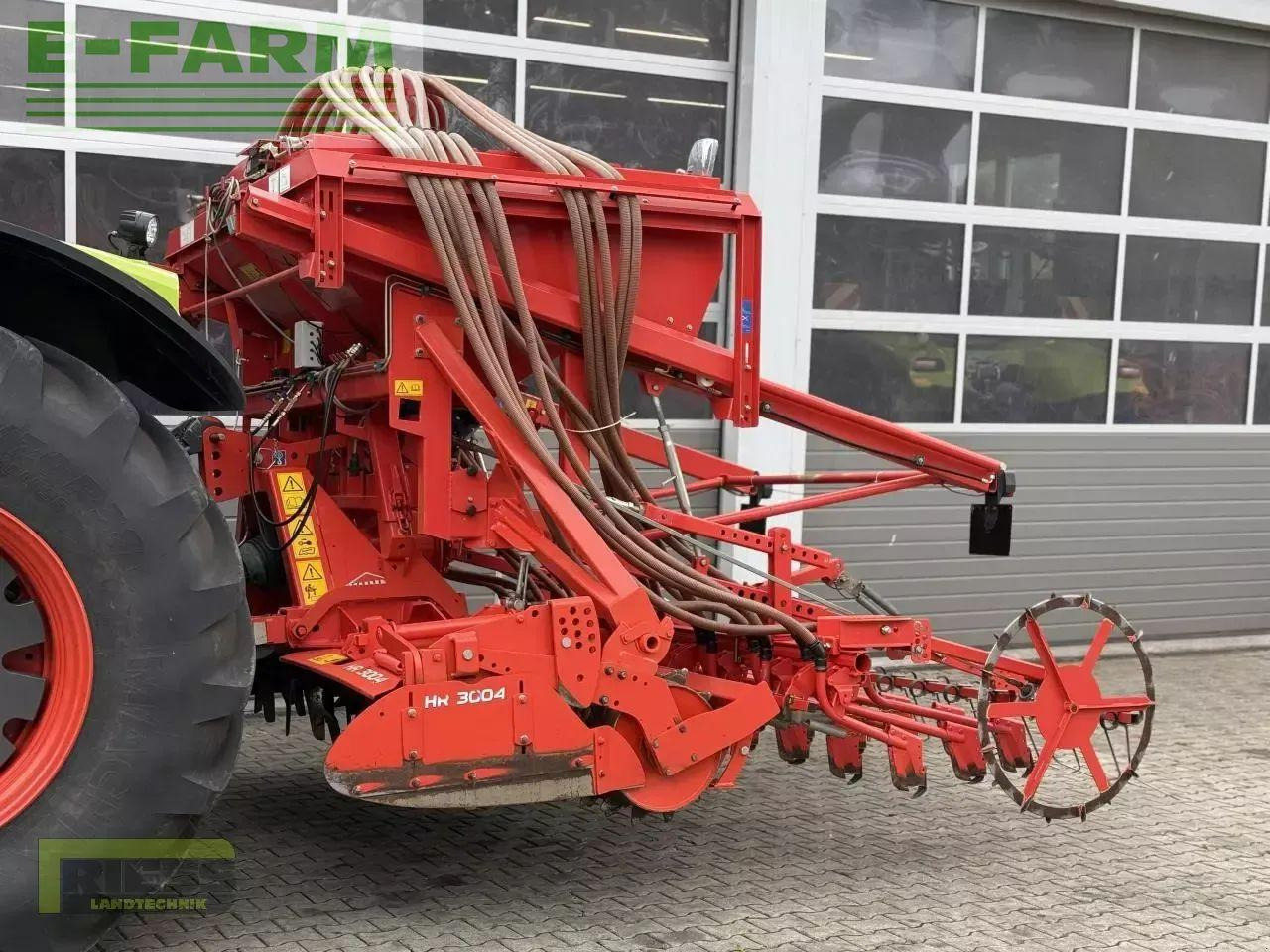 Kuhn hr 3004 d + venta al 302 24 - Semeadora combinada: foto 1 Kuhn hr 3004 d + venta al 302 24 - Semeadora combinada: foto 1