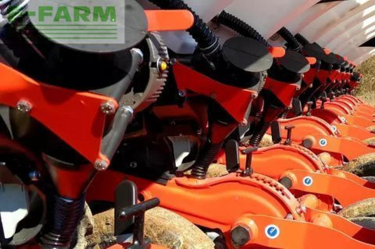 Kuhn kosma 5 reihig - Semeadora de precisão: foto 4 Kuhn kosma 5 reihig - Semeadora de precisão: foto 4