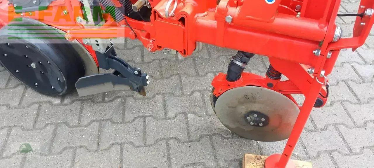 Kuhn kosma td mais - Semeadora de precisão: foto 5 Kuhn kosma td mais - Semeadora de precisão: foto 5
