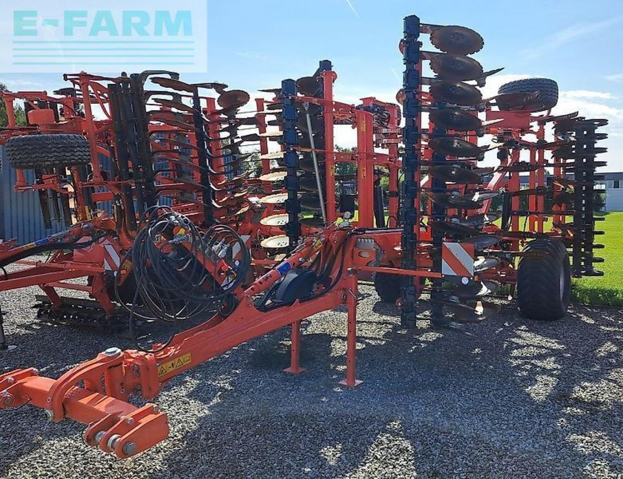 Kuhn performer 6000 - Semeadora combinada: foto 1 Kuhn performer 6000 - Semeadora combinada: foto 1