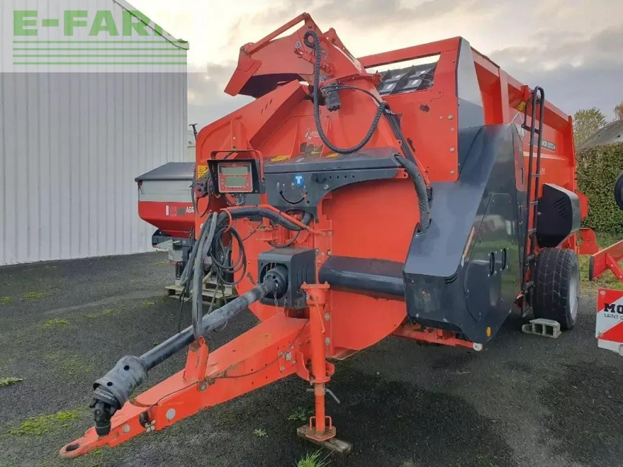 Kuhn primor 15070m - Equipamento para silagem: foto 1 Kuhn primor 15070m - Equipamento para silagem: foto 1
