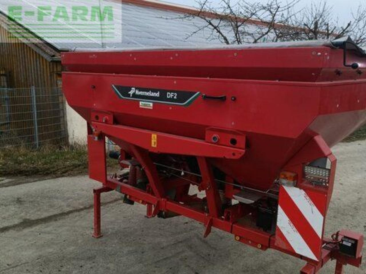 Kverneland df 1 fronttank - Semeadeira: foto 1 Kverneland df 1 fronttank - Semeadeira: foto 1