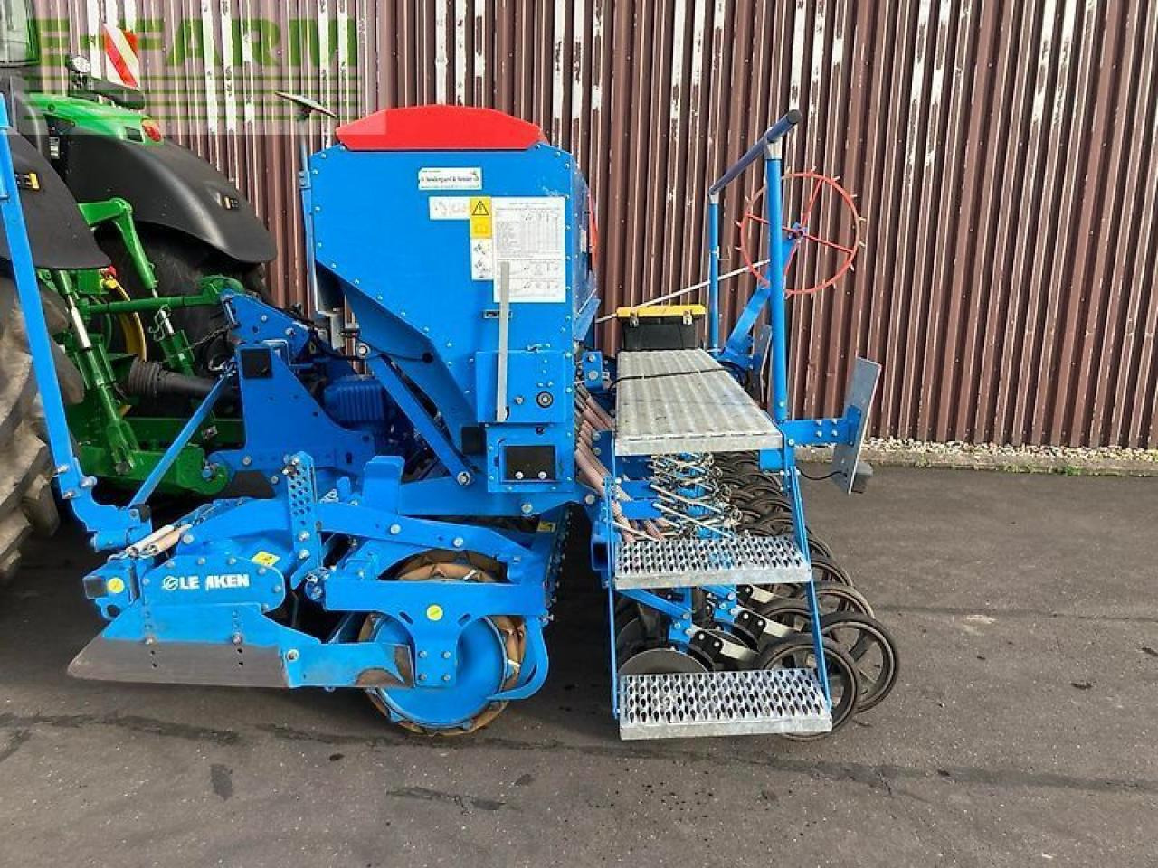 Lemken combisæt - Semeadeira: foto 1 Lemken combisæt - Semeadeira: foto 1
