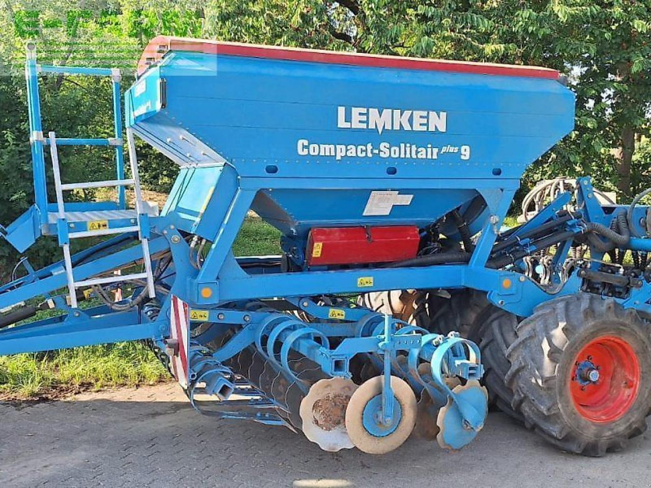 Lemken compact solitair 9/300 - Semeadeira: foto 1 Lemken compact solitair 9/300 - Semeadeira: foto 1