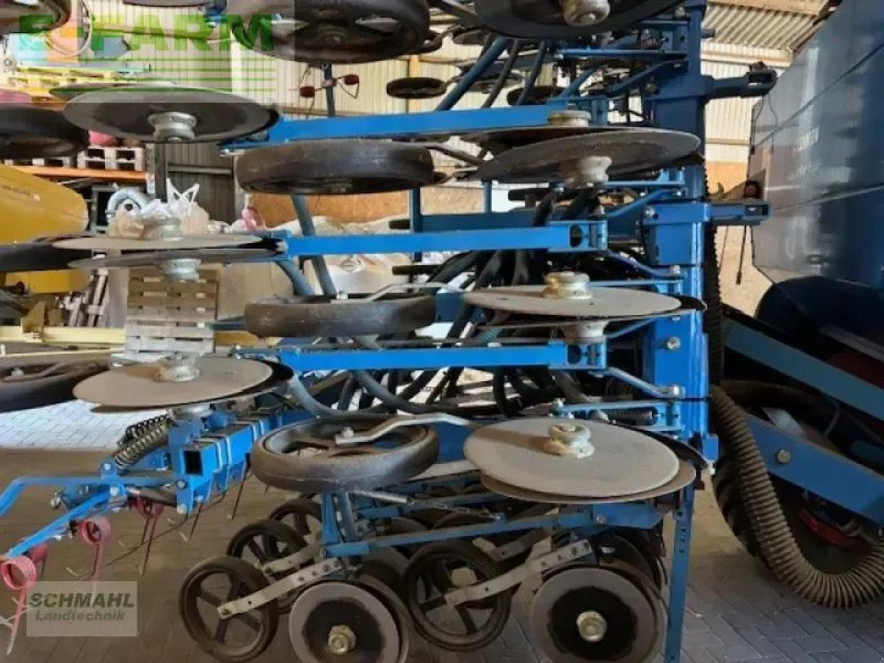 Lemken solitär 9/600 ka - ds 125 mit zirkon 12/600 ka - Semeadora combinada: foto 2 Lemken solitär 9/600 ka - ds 125 mit zirkon 12/600 ka - Semeadora combinada: foto 2