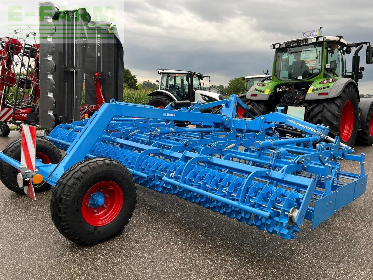 Lemken system - kompakter k 500 gfs - Semeadora combinada: foto 1 Lemken system - kompakter k 500 gfs - Semeadora combinada: foto 1