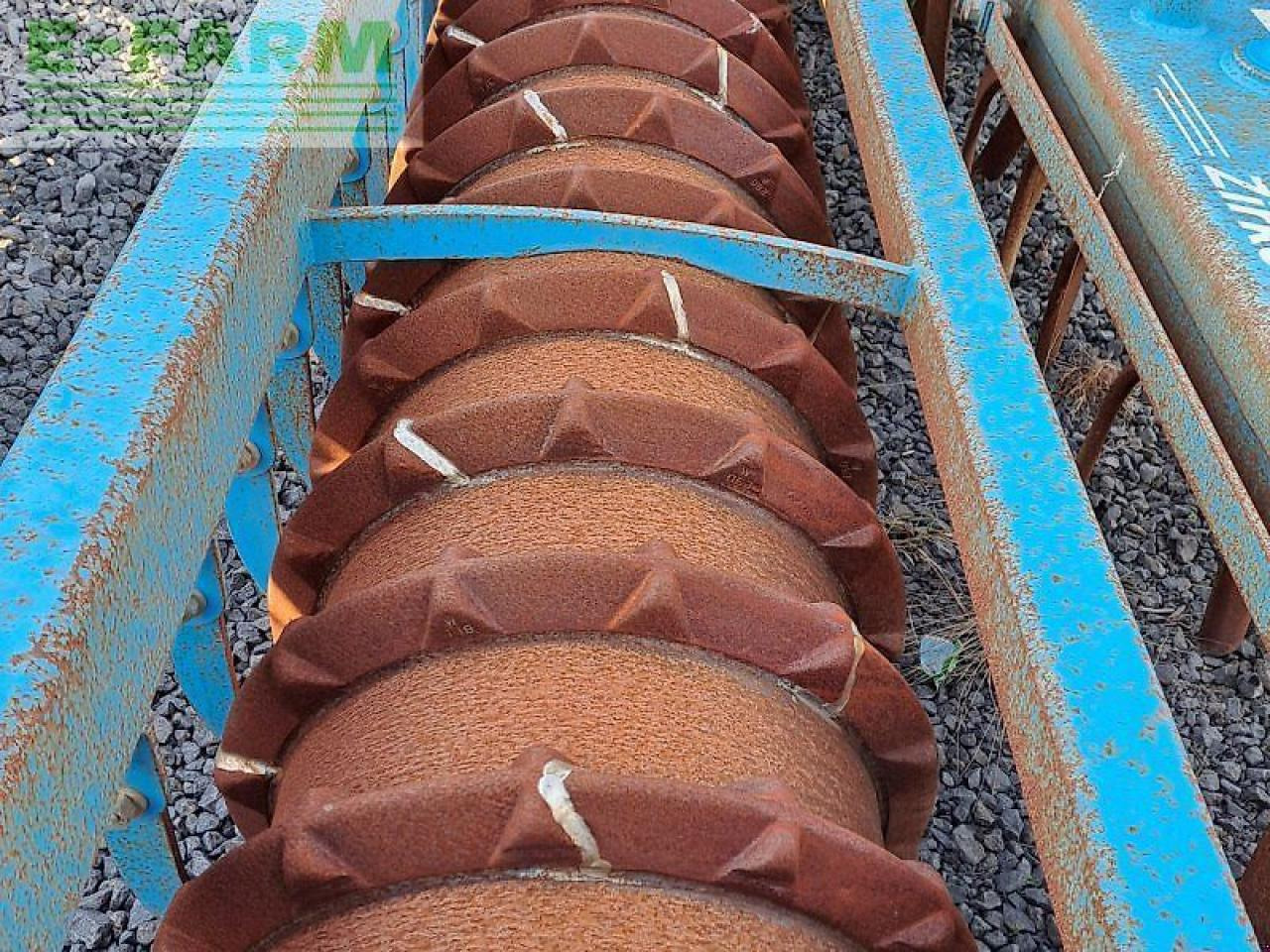 Lemken zirkon 10/400 - Maquina para lavrar a terra: foto 4 Lemken zirkon 10/400 - Maquina para lavrar a terra: foto 4