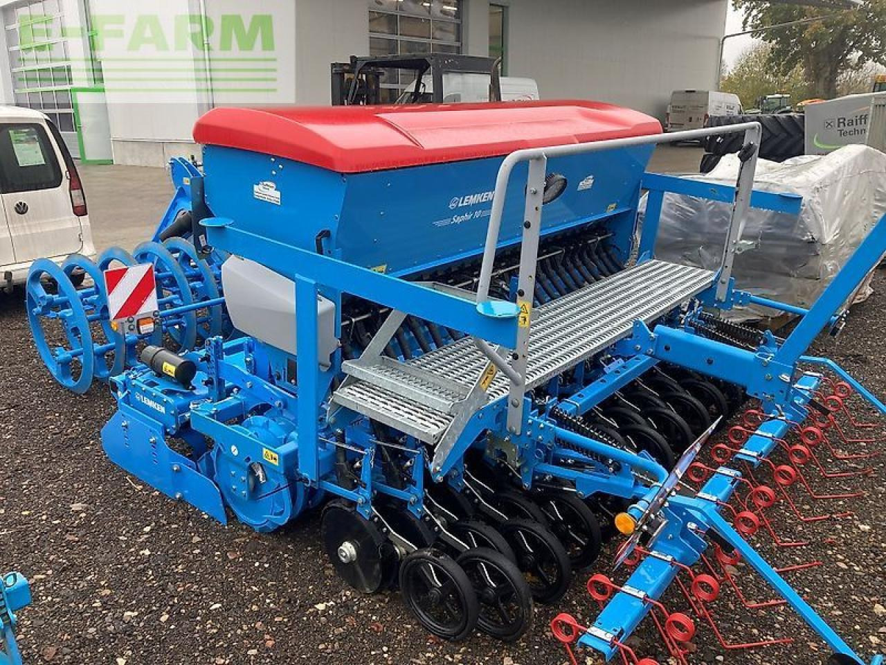 Lemken zirkon 12/300 + saphir 10/300 - Maquina para lavrar a terra: foto 1 Lemken zirkon 12/300 + saphir 10/300 - Maquina para lavrar a terra: foto 1