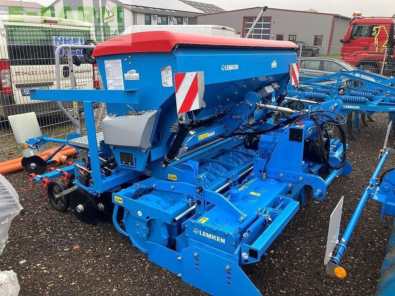 Lemken zirkon 12/300 + saphir 10/300 - Maquina para lavrar a terra: foto 3 Lemken zirkon 12/300 + saphir 10/300 - Maquina para lavrar a terra: foto 3