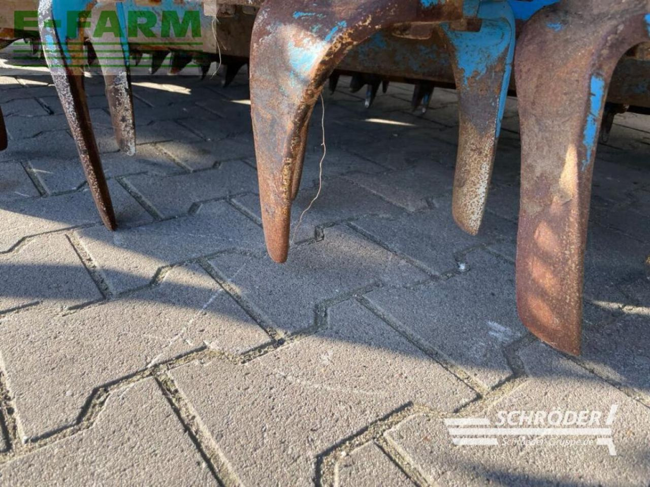 Lemken zirkon 12/300 + saphir 8/300-ds 125 - Semeadeira: foto 2 Lemken zirkon 12/300 + saphir 8/300-ds 125 - Semeadeira: foto 2