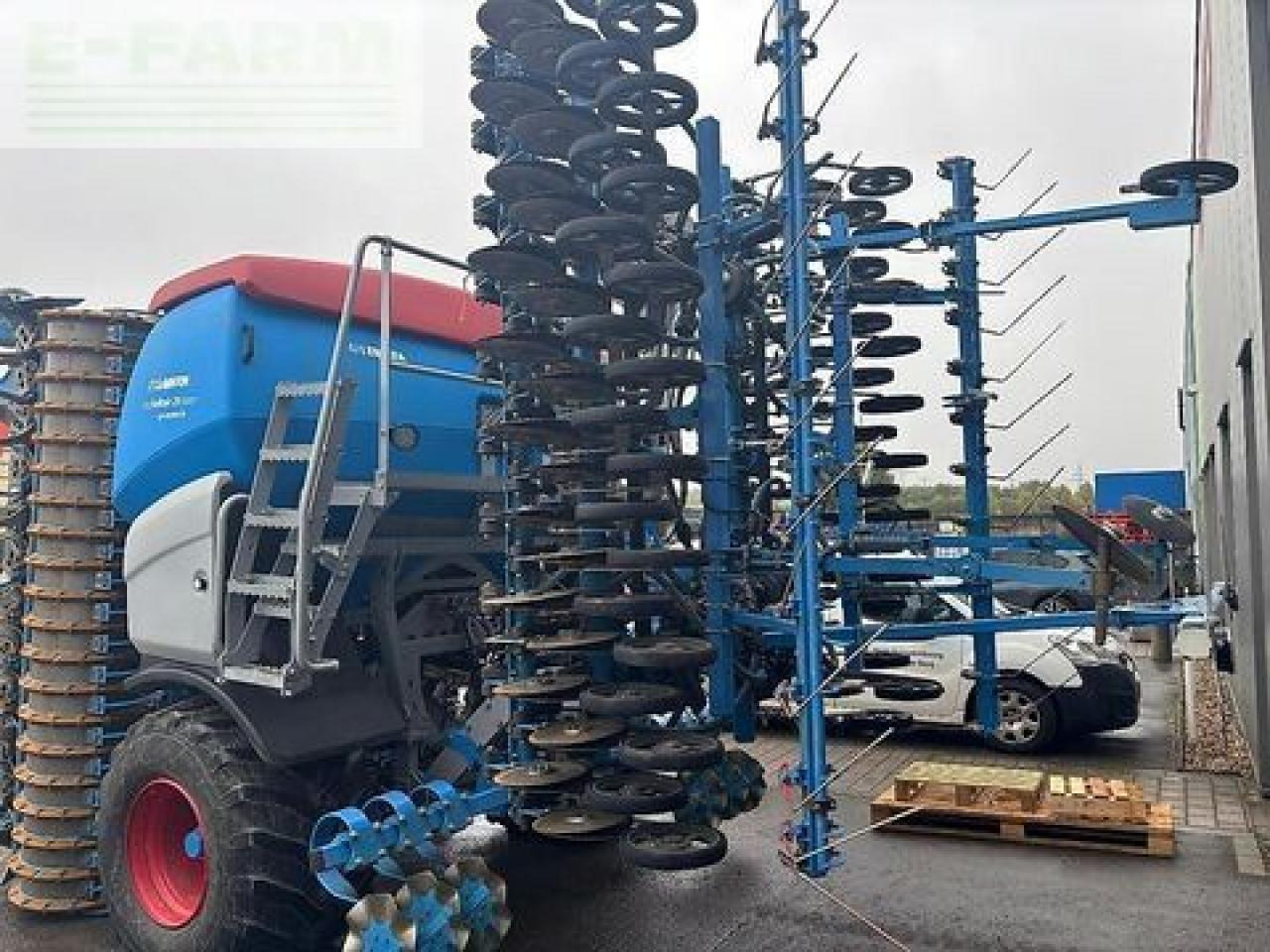 Lemken zirkon 12/600 ka + solitair 25/600 ka 150 - Semeadeira: foto 5 Lemken zirkon 12/600 ka + solitair 25/600 ka 150 - Semeadeira: foto 5