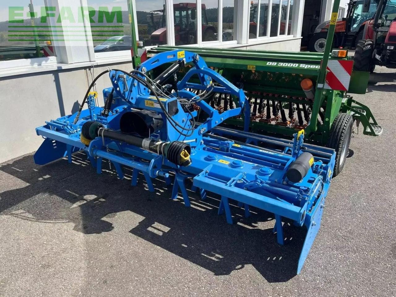Lemken zirkon 8/300 - Maquina para lavrar a terra: foto 1 Lemken zirkon 8/300 - Maquina para lavrar a terra: foto 1
