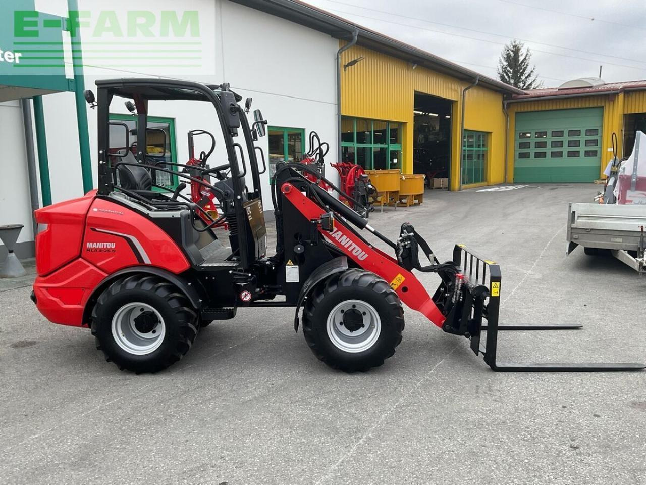 Mini escavadeira Manitou mla 3-25 h: foto 6 Mini escavadeira Manitou mla 3-25 h: foto 6