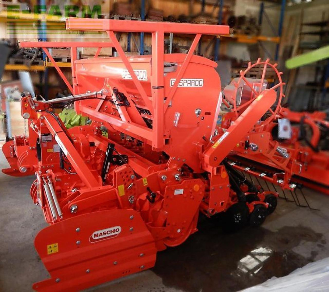 Maschio dc-claasic 2500 + dama 250 20 corex + - Maquina para lavrar a terra: foto 1 Maschio dc-claasic 2500 + dama 250 20 corex + - Maquina para lavrar a terra: foto 1